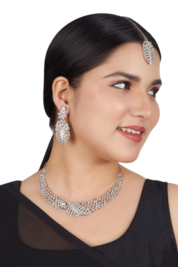 Rhodium-Plated Silver Alloy Jewelry Set