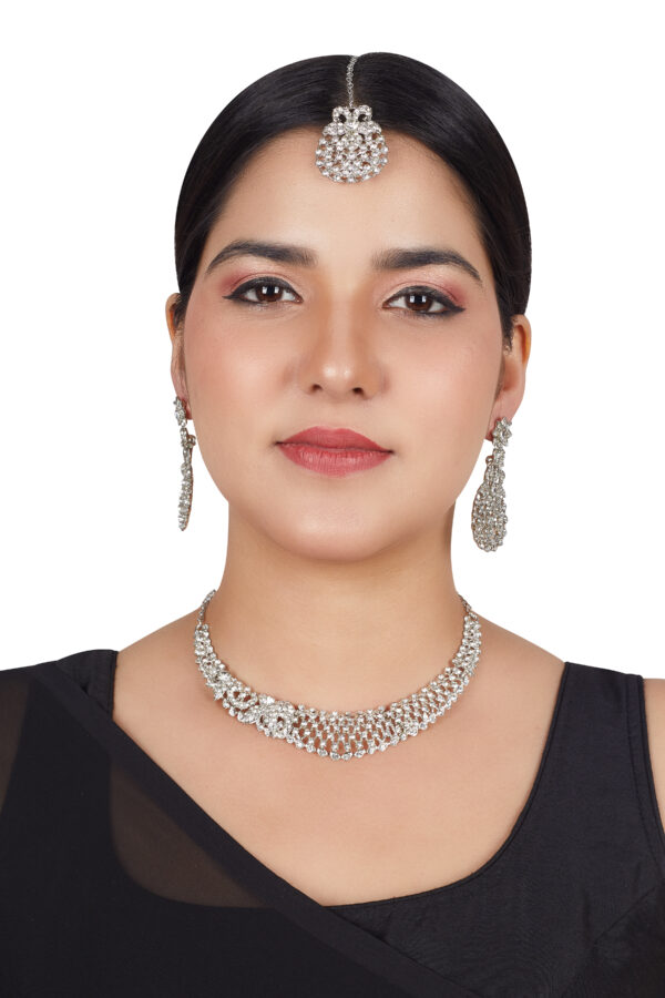 Stylish Rhodium Silver Alloy Jewel Set